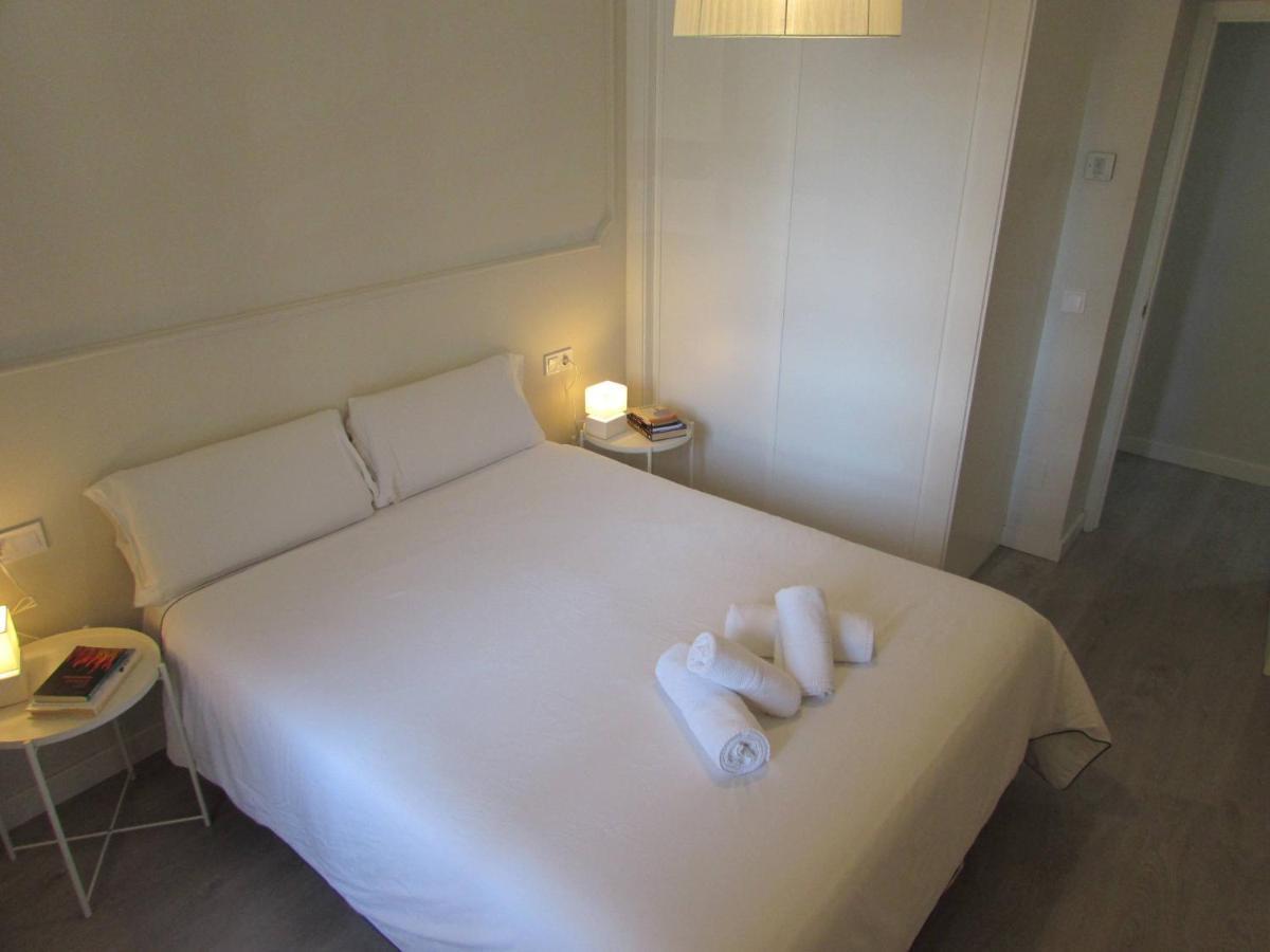 Apartamento A 50 Metros De La Playa Malagueta Con Vistas Al Mar Málaga Exterior foto
