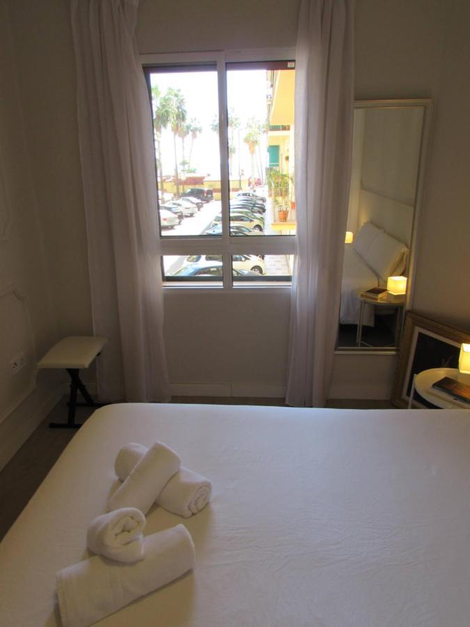 Apartamento A 50 Metros De La Playa Malagueta Con Vistas Al Mar Málaga Exterior foto