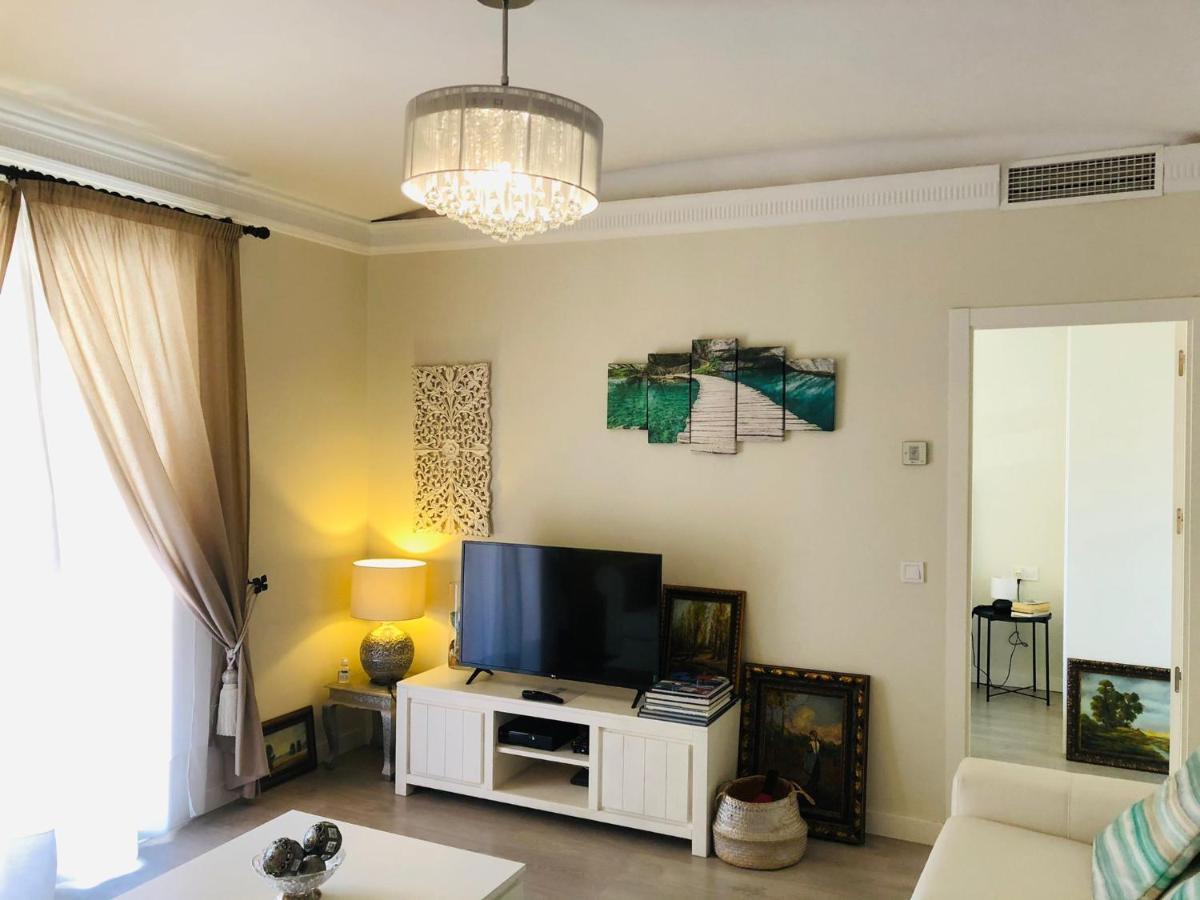 Apartamento A 50 Metros De La Playa Malagueta Con Vistas Al Mar Málaga Exterior foto